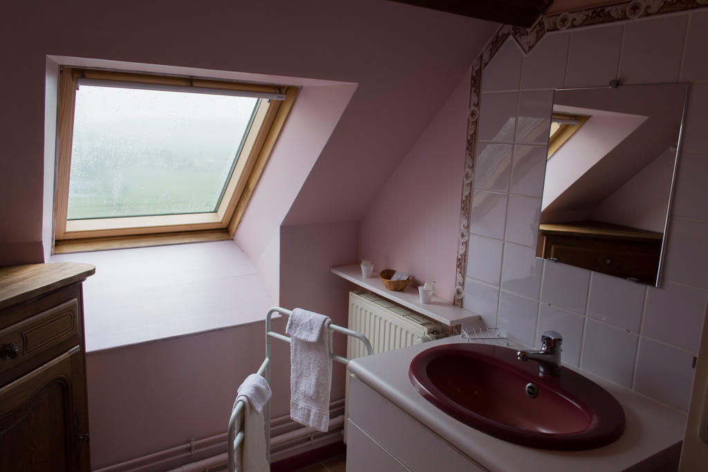 Chambres D'Hotes Sur La Courtine De Coucy Habitación foto